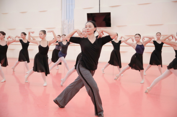 Лаборатория казахского танца: секреты языка пластики народа степей