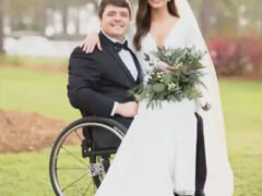 Лучшие друзья помогли парализованному жениху станцевать на свадьбе