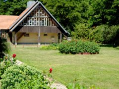 Как арендовать загородный дом и сколько это стоит?