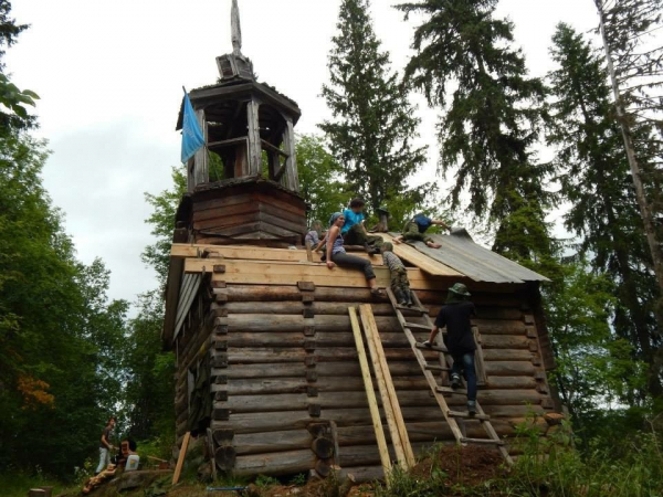 «А ведь были руины!»: кто и как возрождает полуразрушенные храмы России