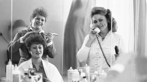 Шик по-советски: какими были салоны красоты в СССР?