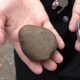 В продажу поступили консервированные камни, собранные на железнодорожных путях
