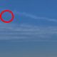 Пассажирка самолёта заметила в небе быстрый серебристый НЛО