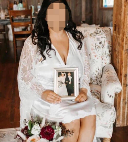 Невеста превратила мамино свадебное платье в бельё для первой брачной ночи