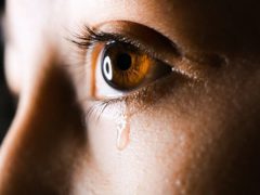 «Учитель слёз» призывает людей плакать, чтобы избавиться от стресса