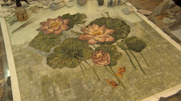 Пазл для вечности: как таджикский художник-мозаичист создает картины из камней