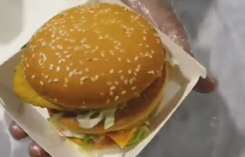 Гамбургер, превратившийся в мороженое, ужаснул народ