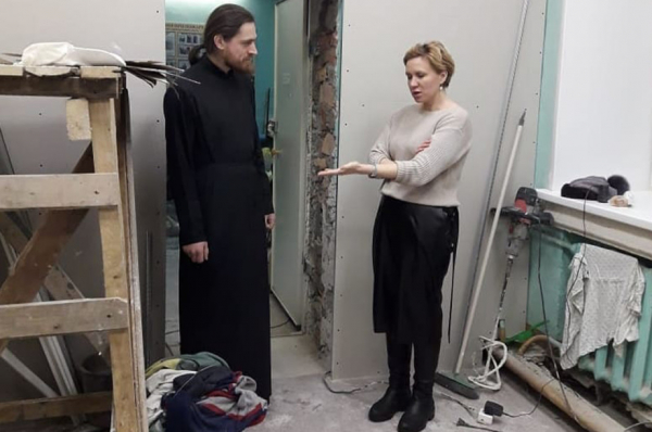 После стрижки нам говорят: «Да какие же они бездомные?» Как работает первая в России социальная парикмахерская