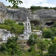 Легенды Бахчисарая: таинственная столица Крымского ханства, Бахчисарайский фонтан и самый древний храм