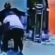 Решительная женщина собственным телом остановила пожилого незнакомца в коляске