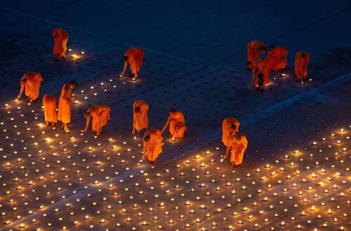 Сотни тысяч свечей сложились во впечатляющую картину, ставшую рекордной
