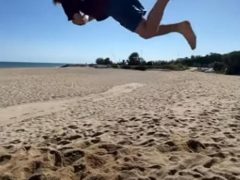 Трюкач научился невероятному мастерству вращения в воздухе