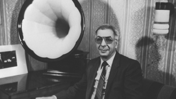 Гений советской музыки: 90 лет со дня рождения Микаэла Таривердиева
