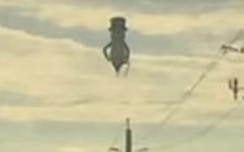 Воздушный шар, запущенный ради рекламы, был принят за инопланетный космический корабль