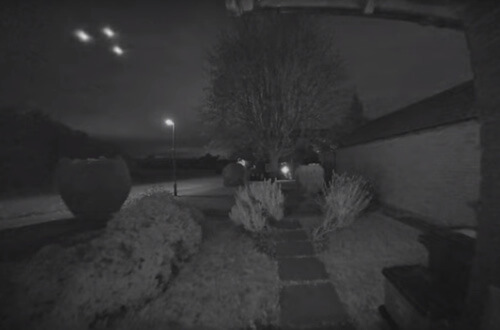 Камера видеонаблюдения запечатлела треугольный НЛО