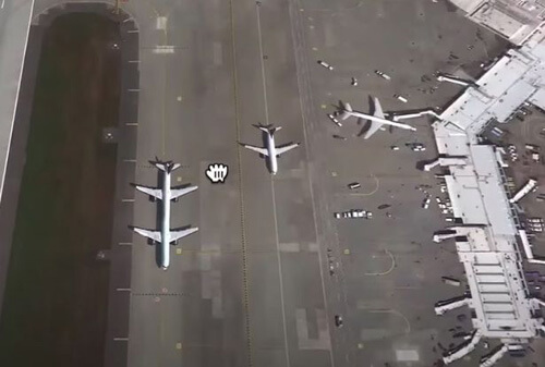 Виртуальный путешественник заметил в аэропорту самолёт с четырьмя крыльями