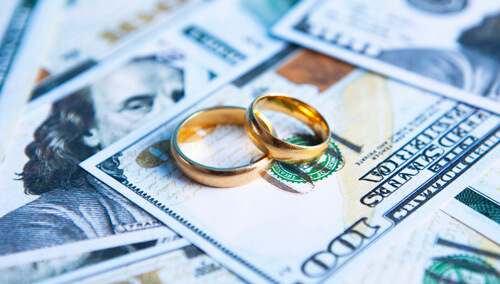 Жених обиделся на родителей, не предложивших ему деньги на свадьбу