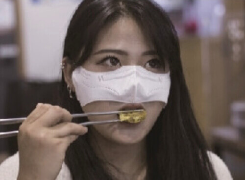 Защитная маска, прикрывающая только нос, вызвала немало споров