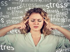 От гипертонии и диабета до выпадения волос: какие болезни вызывает стресс и как с ним бороться?