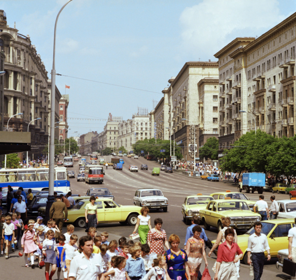 Каждому есть что вспомнить: какой была Москва 80-х?