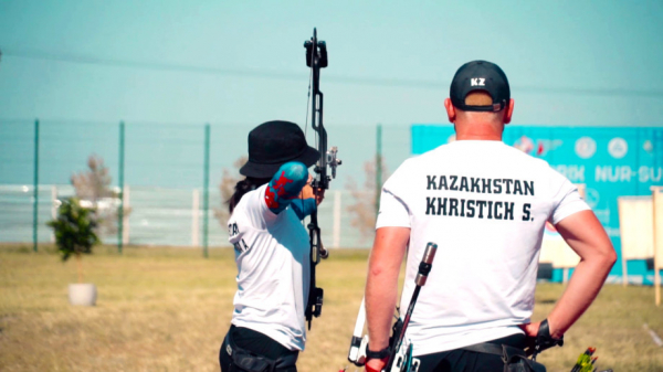 Соколиный глаз: в столице Казахстана встретились лучники из 10 стран мира