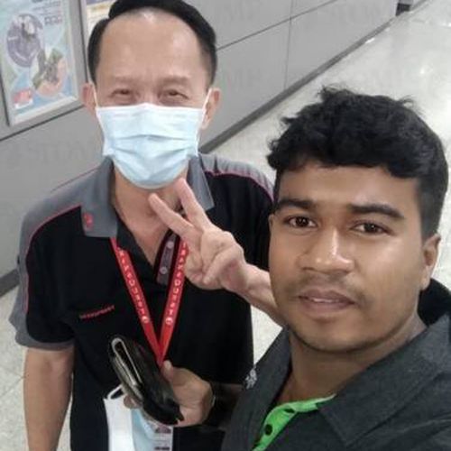 Уборщик, нашедший в метро чужой бумажник, вернул его хозяину