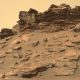 Фотографии, сделанные на Марсе, показывают странный сбалансированный камень