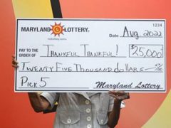Сон про автобус, увиденный сестрой, помог везучей женщине выиграть в лотерею