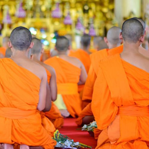 Монаху, которого не принял ни один храм, пришлось надолго задержаться на автовокзале