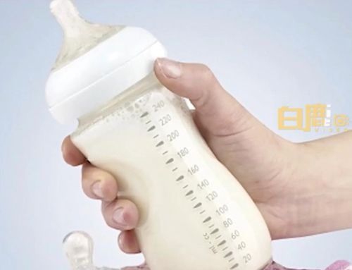 Родители-вегетарианцы решили кормить младенца соевым молоком