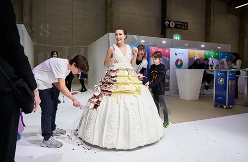 Съедобное сладкое свадебное платье попало в Книгу рекордов Гиннеса