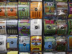 Пятидолларовый купон превратился в крупный лотерейный выигрыш