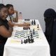 Переодевшись женщиной, хитрый мужчина попытался выиграть в женском шахматном турнире