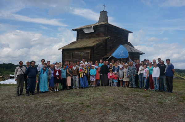 Как добровольцы восстанавливают обветшавшие и разрушающиеся храмы в самых отдаленных уголках России?