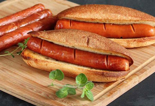 Эксперты уверены, что хот-доги с кетчупом являются «незрелым» блюдом для детей
