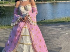 Девушка использовала клейкую ленту, чтобы сделать платье для выпускного бала