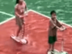 Спортивная площадка превратилась в водную площадку, но детей это не огорчило