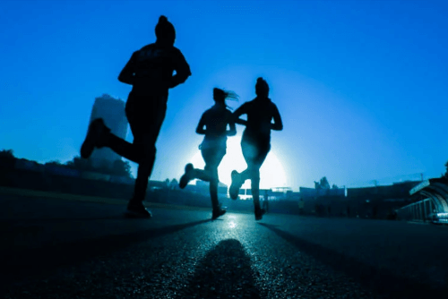 Организаторы марафона дисквалифицировали 11000 бегунов за мошенничество