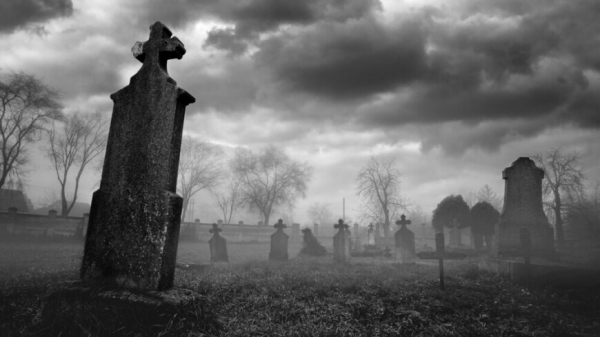 Загадочные знаки и суеверия: что ни в коем случае нельзя делать на похоронах?