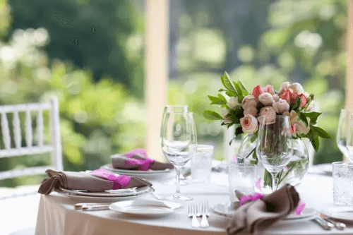 Жених-веган не желает  кормить гостей на свадьбе мясом